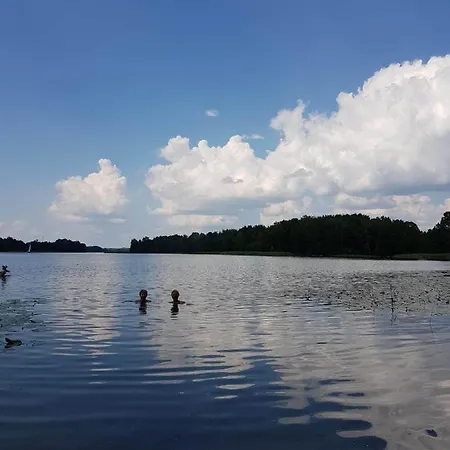 Tree&water Nad Jeziorem Lägenhet Ublik